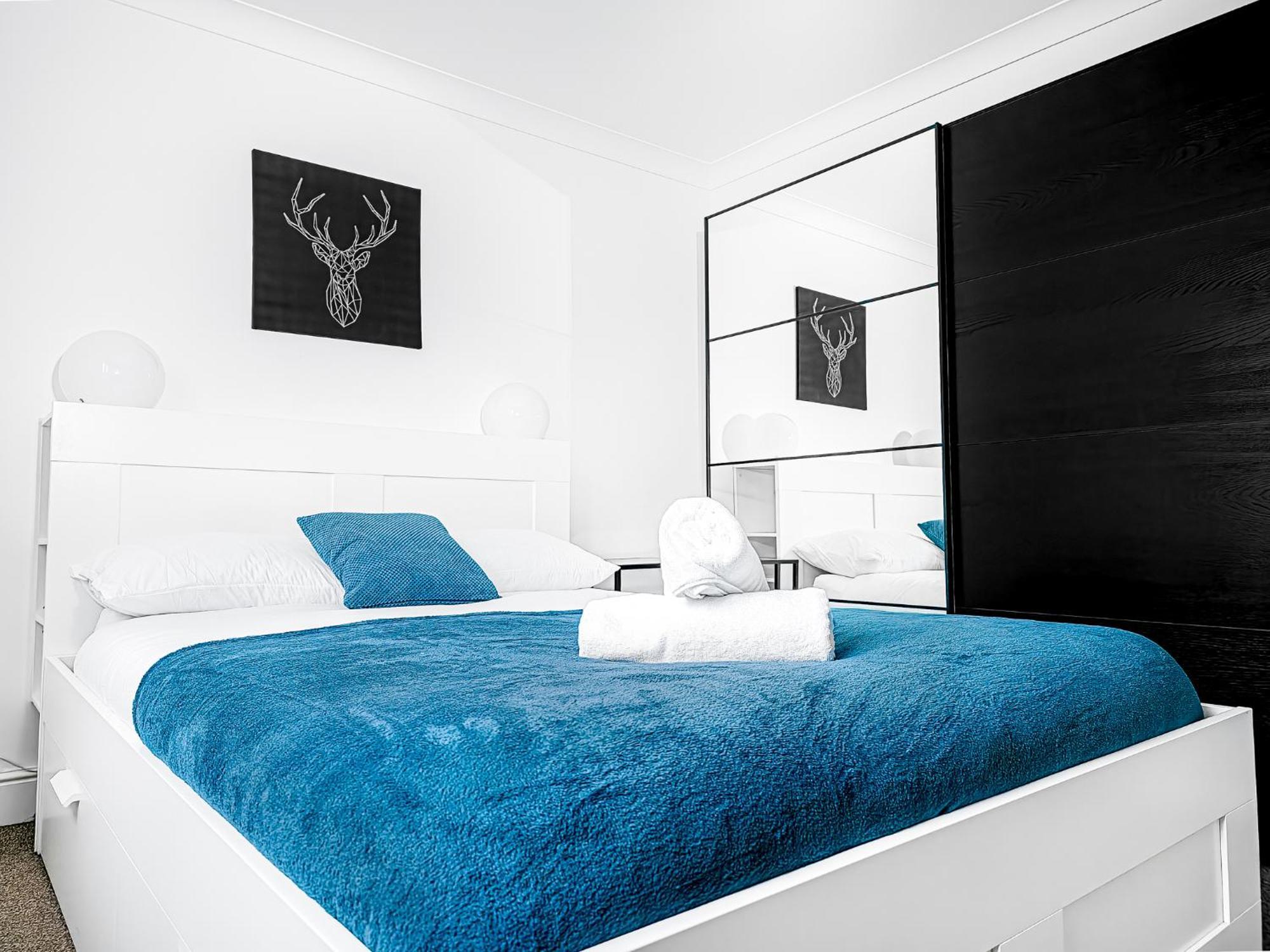 Charming London Home, Opp Arnos Grove Underground Station, Parking New Southgate Exteriör bild