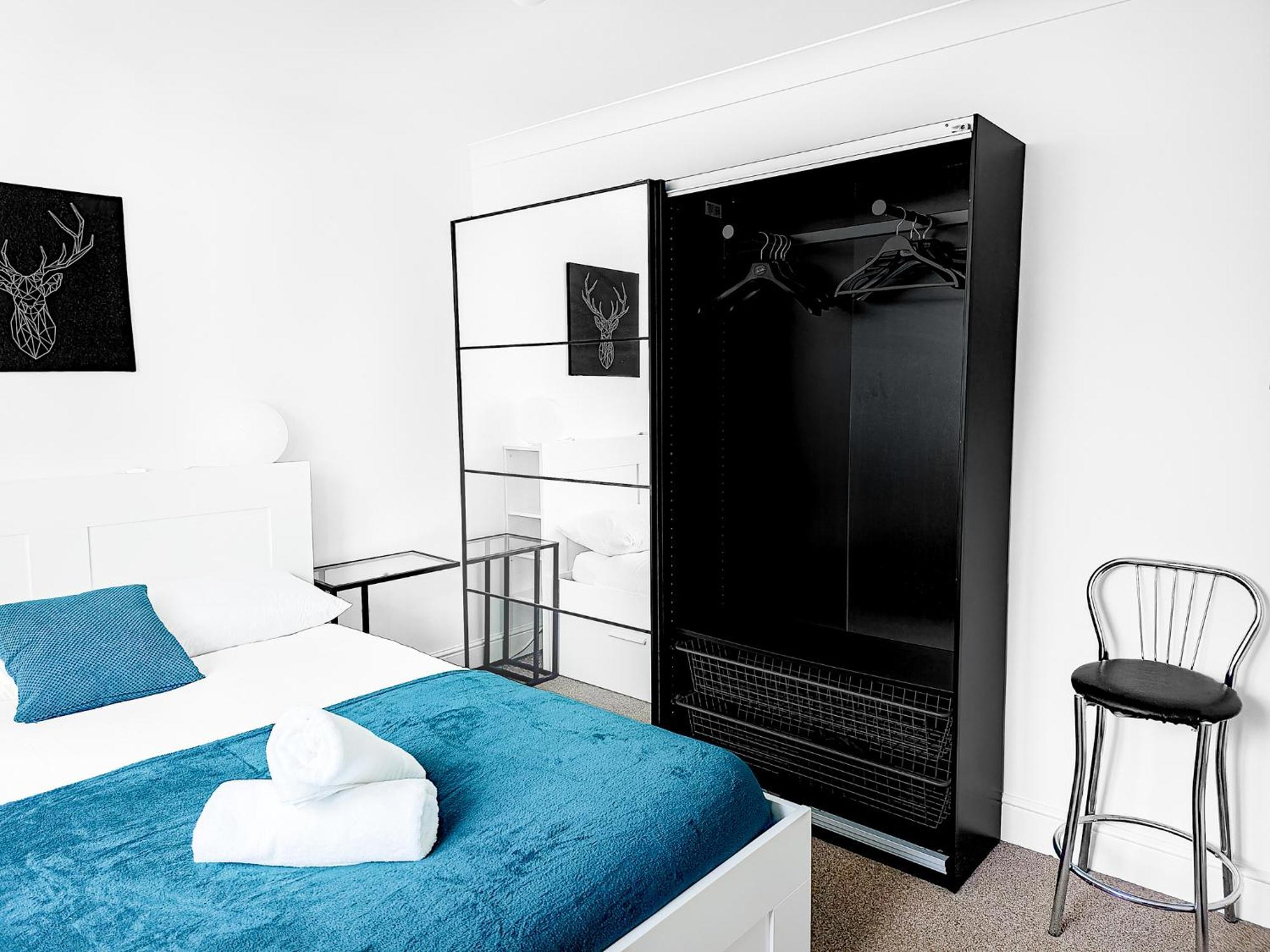 Charming London Home, Opp Arnos Grove Underground Station, Parking New Southgate Exteriör bild