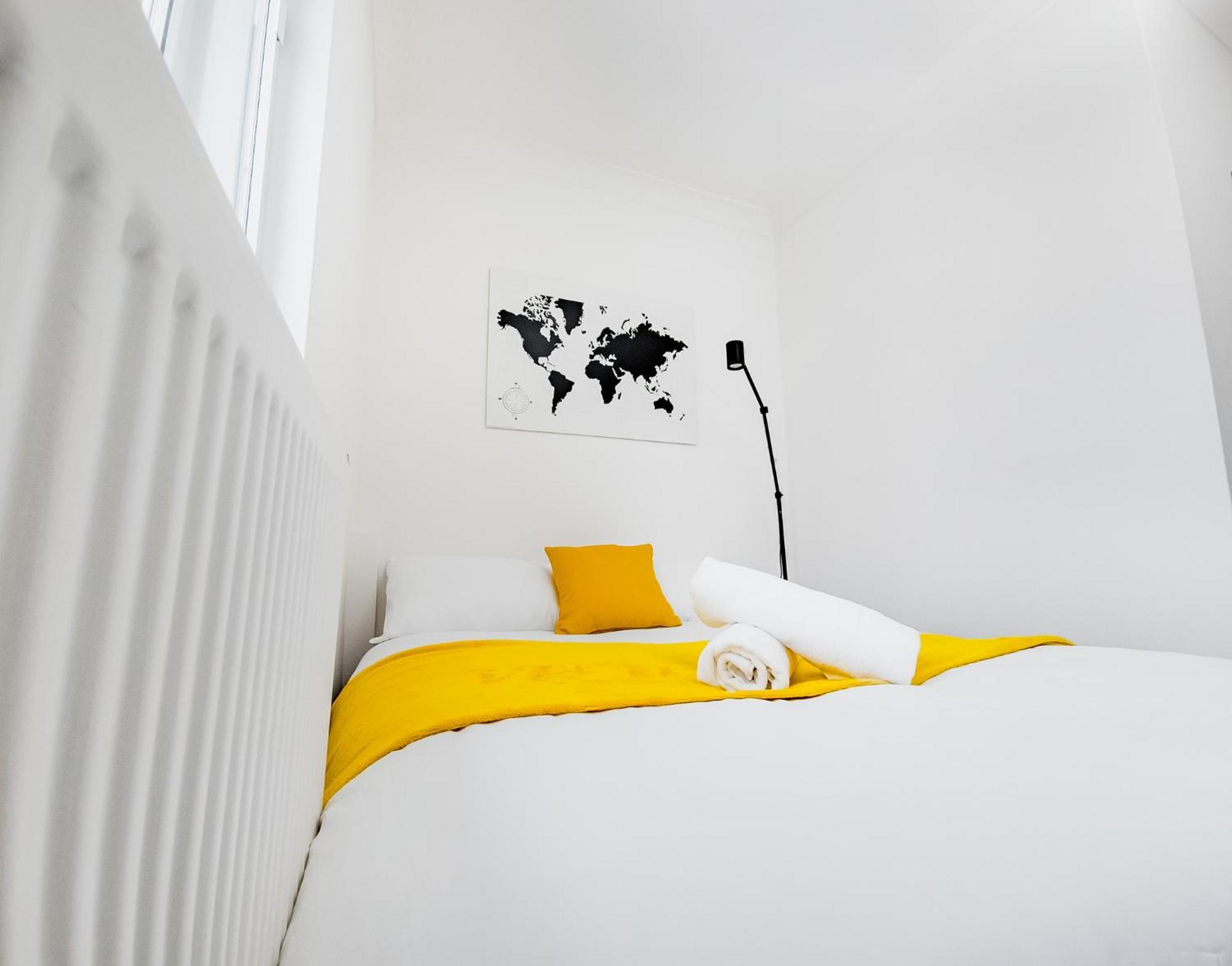 Charming London Home, Opp Arnos Grove Underground Station, Parking New Southgate Exteriör bild