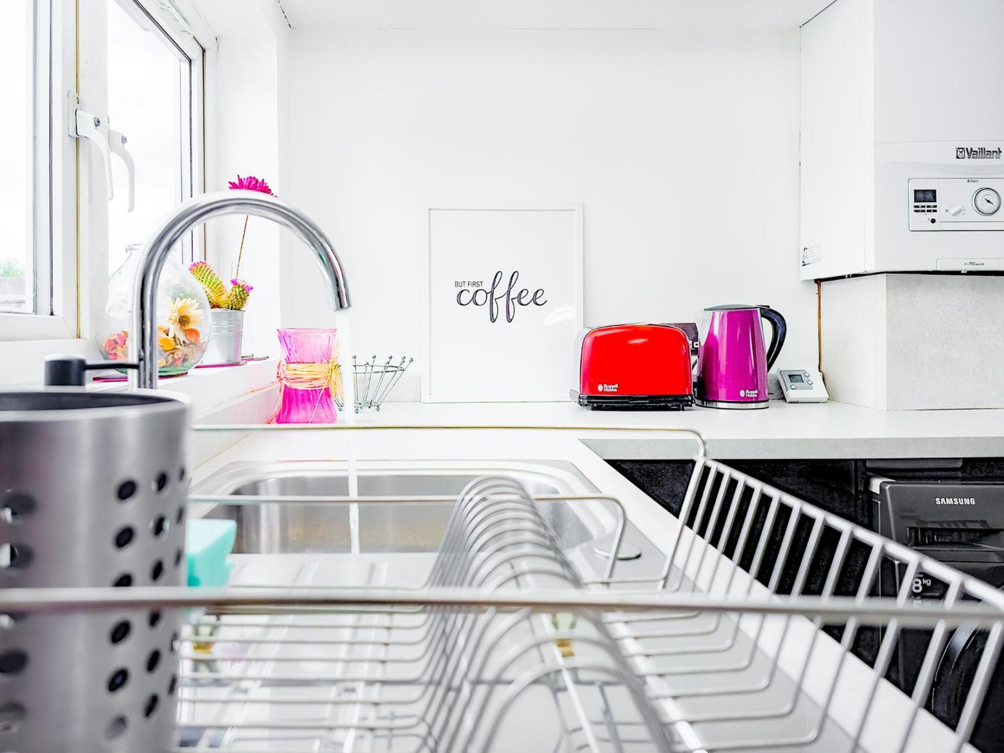 Charming London Home, Opp Arnos Grove Underground Station, Parking New Southgate Exteriör bild